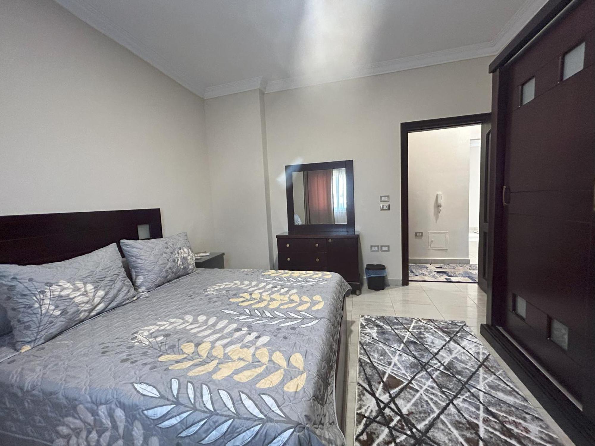 Luxury Apartments Beside Mall Of Arabia And Dar Al-Fouad Hospital - Families Only- No Alcoholic Beverages 6th of October City Εξωτερικό φωτογραφία